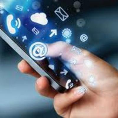 Timeline: Evolución histórica de la Tecnología Educativa y los diez (10) principales avances de las tecnologías  y su aporte a la Educación