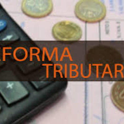 Timeline: REFORMAS TRIBUTARIAS COLOMBIA