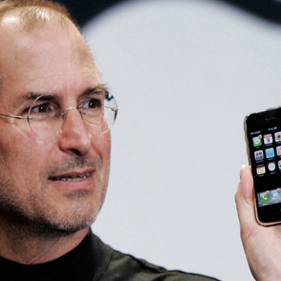 Timeline: LA EVOLUCIÓN DEL APPLE IPHONE®