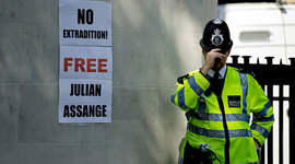 Timeline: Julian Assange y la extradición