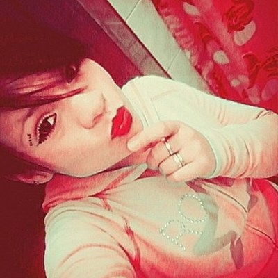 Timeline: naci en bogota el 05 10 2000