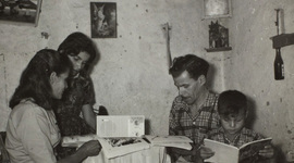 Timeline: HISTORIA DE LA EDUCACIÓN A DISTANCIA