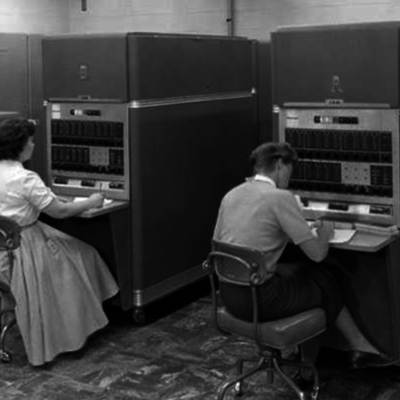 Timeline: Historia de las T.I.C.S en la educación