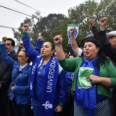 Timeline: UV, un año peleando el presupuesto