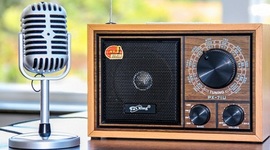 Timeline: ¡Que comience la transmisión! Historia de la radio :D