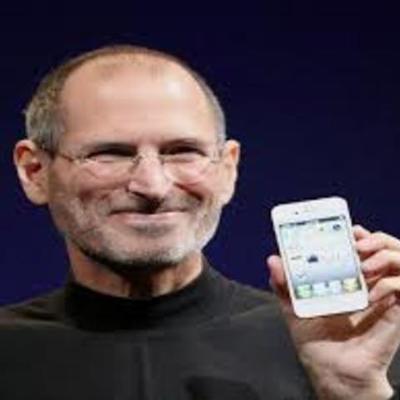 Timeline: La vida de Steve Jobs