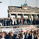 150px thefalloftheberlinwall1989 1