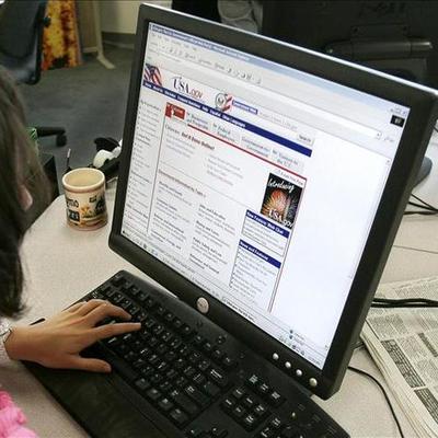 Timeline: JOVENES, INTERNET Y MOVIMIENTO ANTIGLOBALIZACION