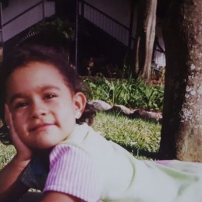 Timeline: De pequeña