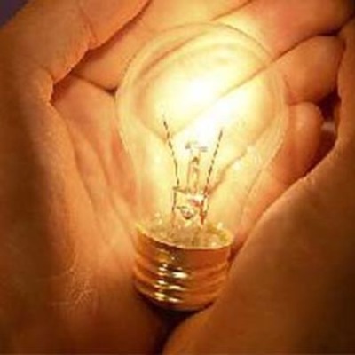 Timeline: La Luz Electrica