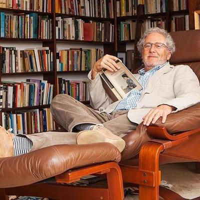 Timeline: Biografía de Héctor Abad Faciolince