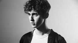 Timeline: Trayectoria de Troye Sivan