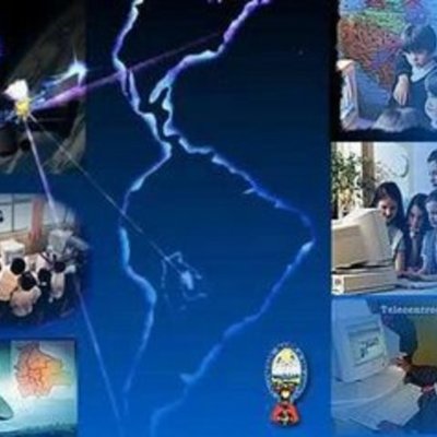 Timeline: TÓPICOS DE  UNA  TECNOLOGÍA  EDUCATIVA  CRÍTICA