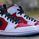 Air jordan 1 retro high og white black carmine new images 2