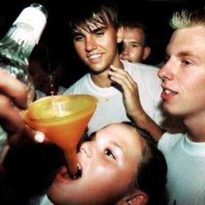 Timeline: las malas  influencias