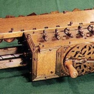 Timeline: MAQUINA DE MULTIPLICAR DE LEIBNIZ