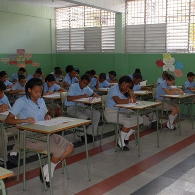 Timeline: Creación y Evolución del Sistema Educativo Dominicano