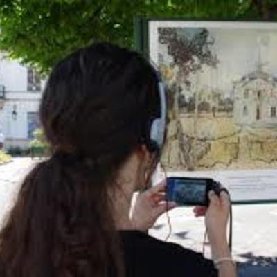 Timeline:  Les inventions liées à l’évolution des parcours touristiques audio guidés