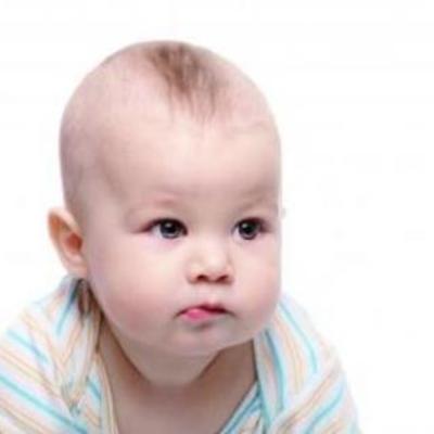 Timeline: Fases del Desarrollo del Habla y del Lenguaje de un bebé de 12 meses observadas en el vídeo.