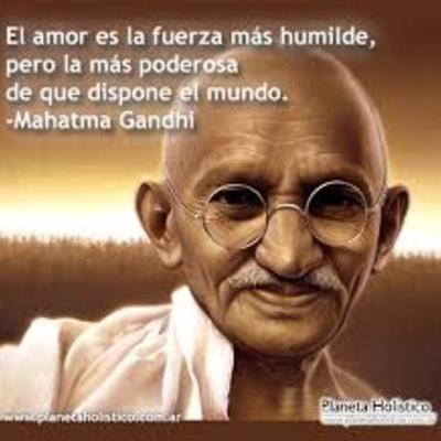Timeline: Gandhi.  (1893 a 1948),  Inicio del movimiento Gandhiano  hasta el día de su muerte. "El resistente pacifico de la noviolencia"