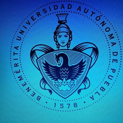 Timeline: Historia del Internet por: Liliana Xazmin Lara Hilario y Rogelio Antonio Martinez Tepal. 1er°GV.