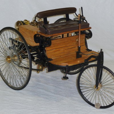 Timeline: Evolution of automobiles Thomas Patterson 6 period