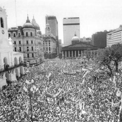 Timeline: Hechos destacados durante las Presidencias de la Democracia