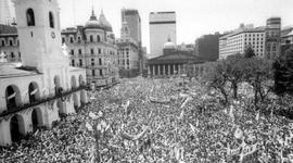 Timeline: Hechos destacados durante las Presidencias de la Democracia