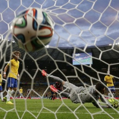 Timeline: LOS DIEZ MEJORES GOLES DEL MUNDIAL 2014