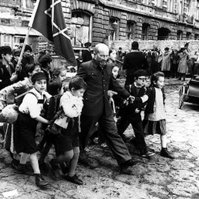 Timeline: Najważniejsze wydarzenia w dziejach świata i ważne wydarzenia z życia Janusza Korczaka wybrane przez Joannę Gąska