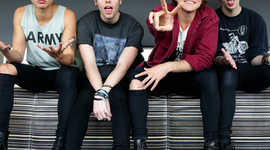 Timeline: 5SOS History