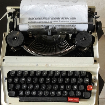 Timeline: LOS MOMENTOS MAS IMPORTANTES DE MI VIDA PERSONAL Y PROFESIONAL EN EL USO DE LAS TECNOLOGIAS