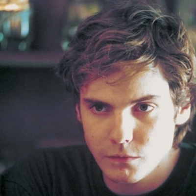 Timeline: Alexander Kerner (Son)