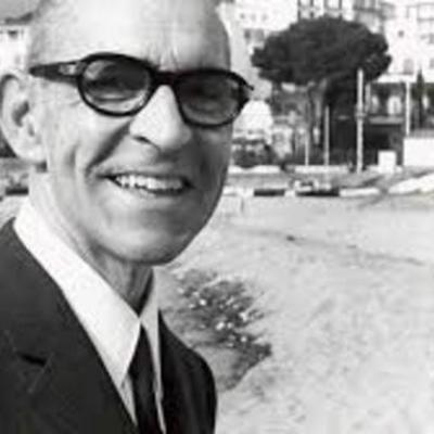 Timeline: Treball Col·lectiu~Pepinos Espriu