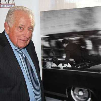 Timeline: Clint Hill     By: Jacob cox and Cain Bentz