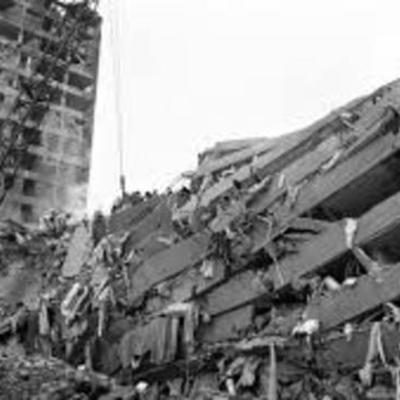 Timeline: HECHOS EN MÉXICO DESDE 1985 A 1995