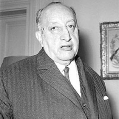 Timeline: Biografia de Miguel Angel Asturias