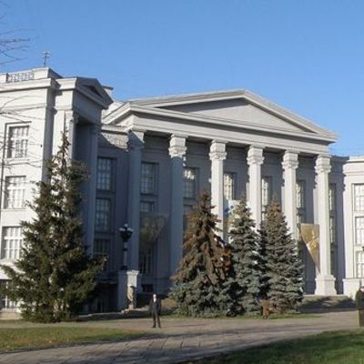 Timeline: Історія Національного музею історії України