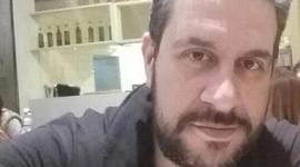 Timeline: Σύντομο βιογραφικό