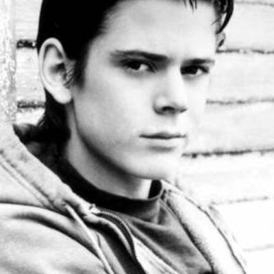 Timeline: the outsiders