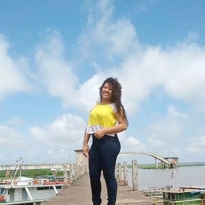 Timeline: A história da Karen com as mídias e tecnologias!