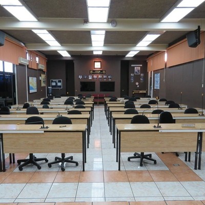 Timeline: Progreso sala de conferencias