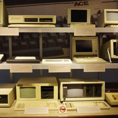 Timeline: HISTORIA DE LA COMPUTACIÓN