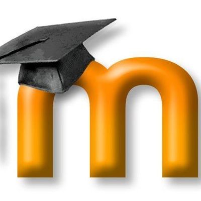 Timeline: Linea de tiempo Versiones de  Moodle y sus características específicas.