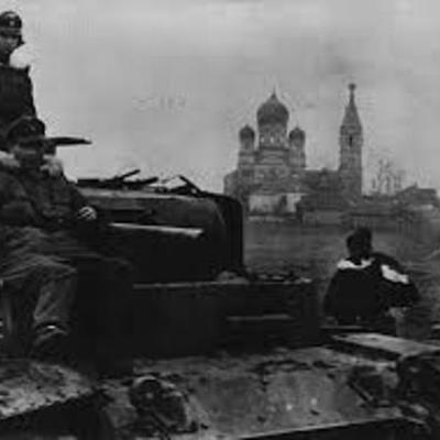 Timeline: THE EASTERN EUROPEAN FRONT 1941- 1943