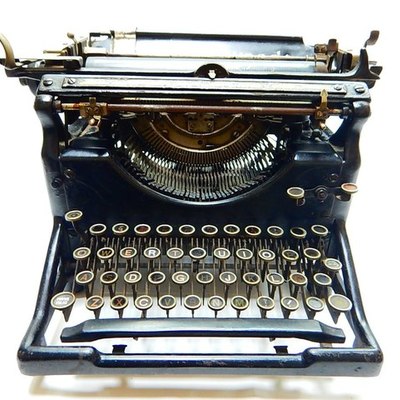 Timeline: Maqina de escribir