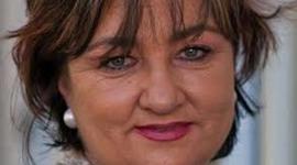 Timeline: Women's hairstyles throughout the many many years