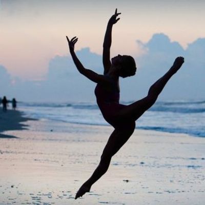 Timeline: Nikki & De