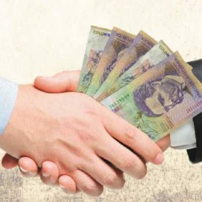 Timeline: Producción Académica: Corrupción en Colombia.