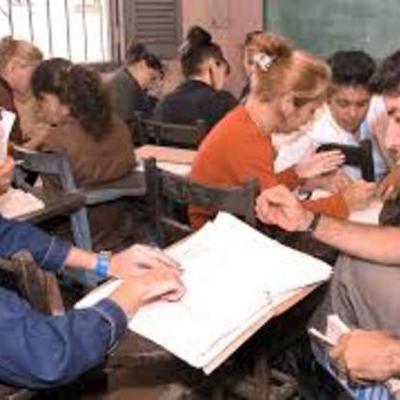 Timeline: EDUCACIÓN DE CALIDAD